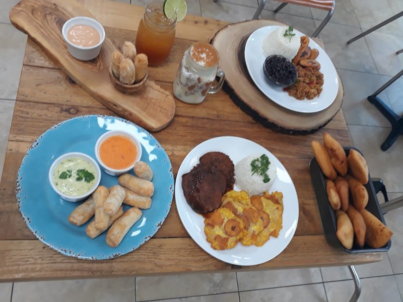 Don Criollito Restaurant food
